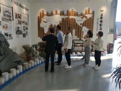 10月尾，温州、、、张家口两地向导考察威廉希尔williamhill集团