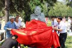 赵树理：：中国现代文学史上的璀璨星辰