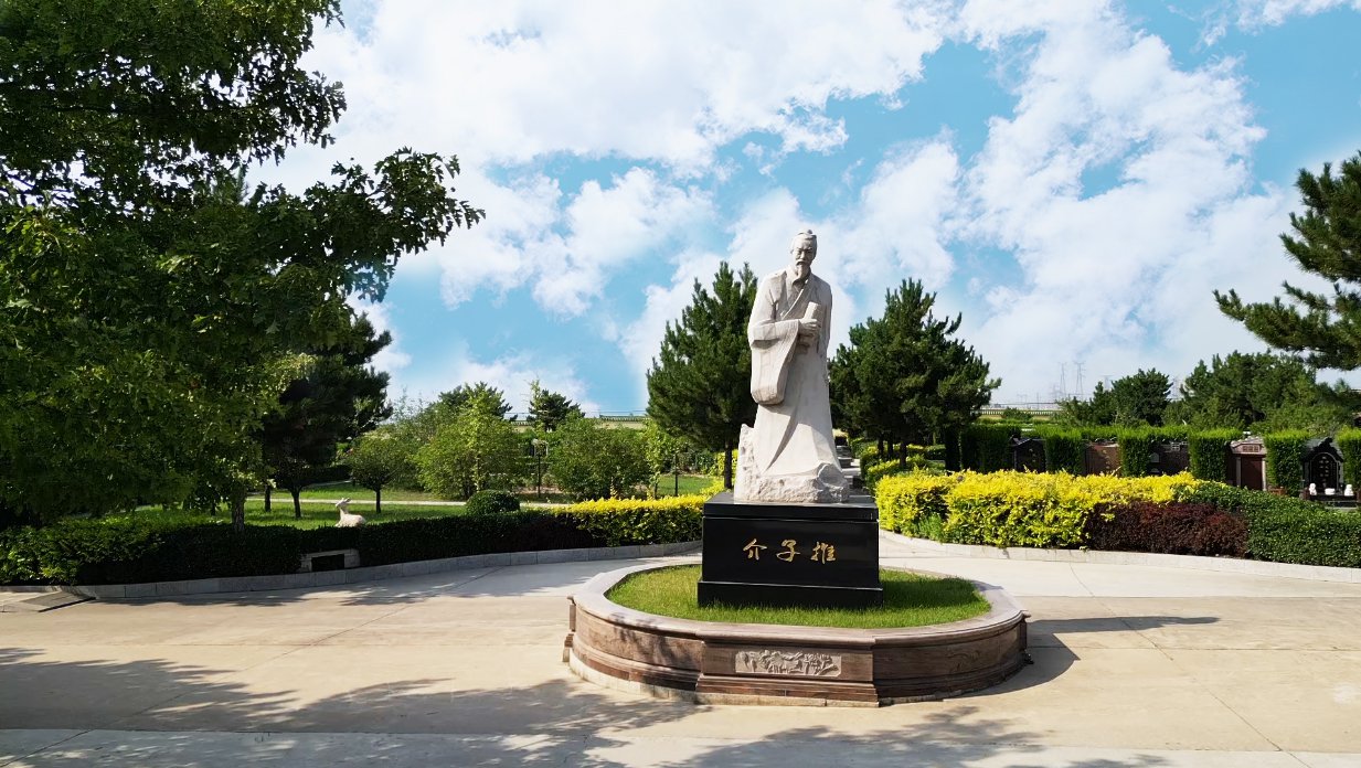 解读“太原模式”：：：公私相助的墓园立异规范