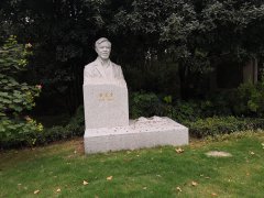 卢星堂 | 文字留韵，，，石雕寄思